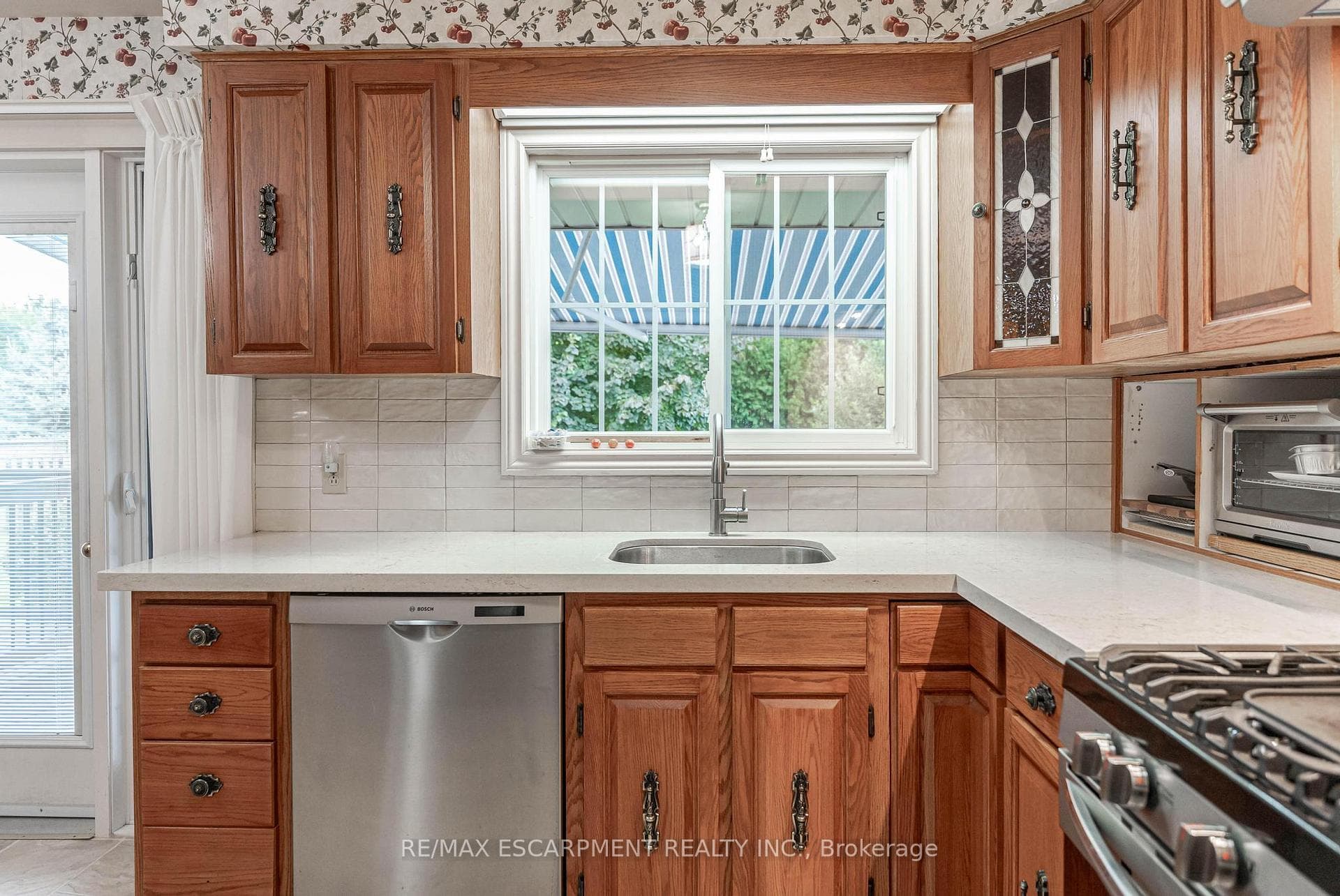 39 Oriole Crescent photo 13