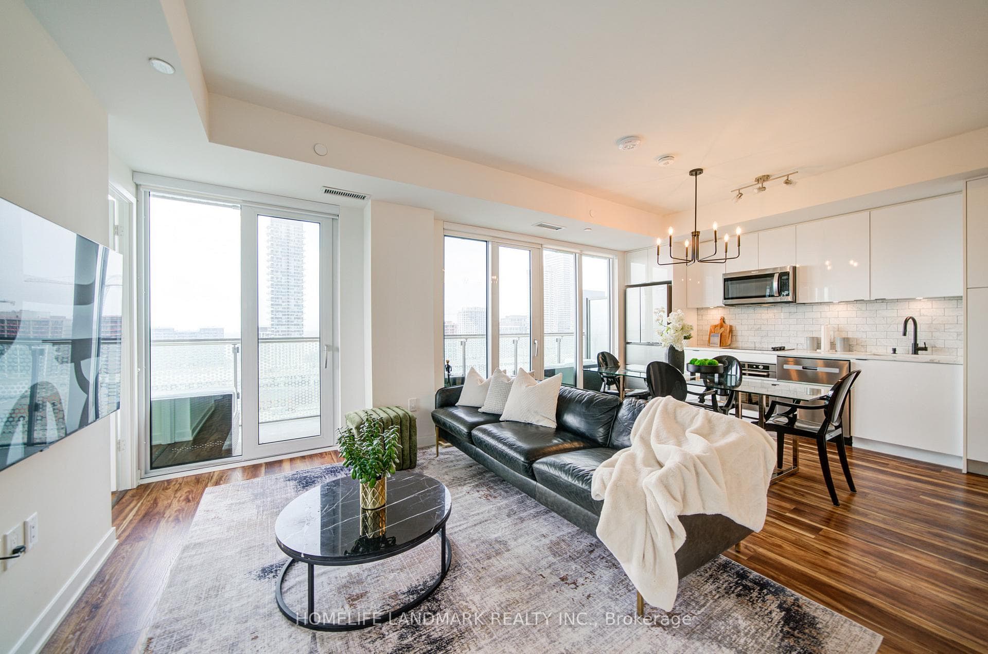 60 Princess Street Unit 1419 photo 12