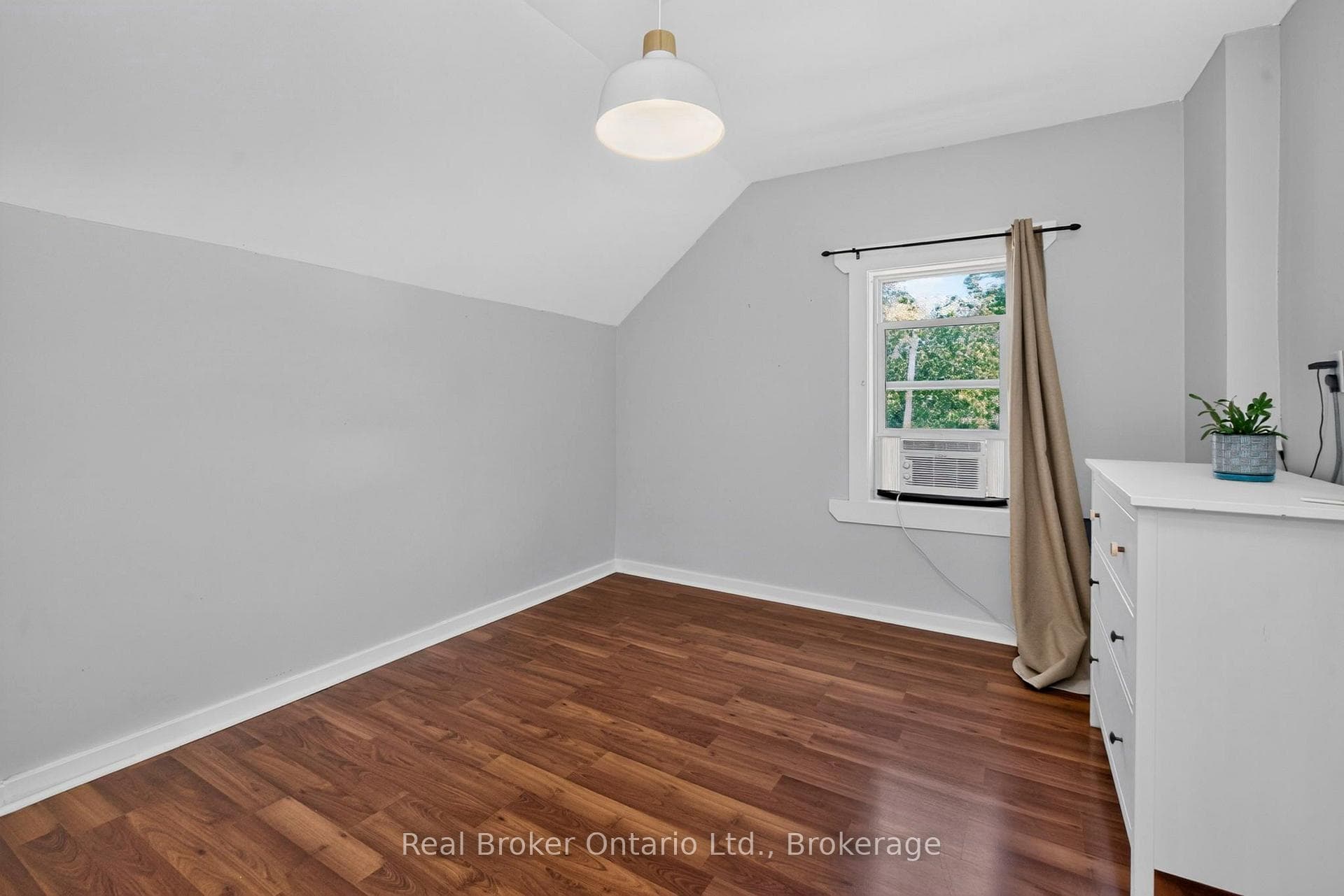 17 Peel Street photo 21
