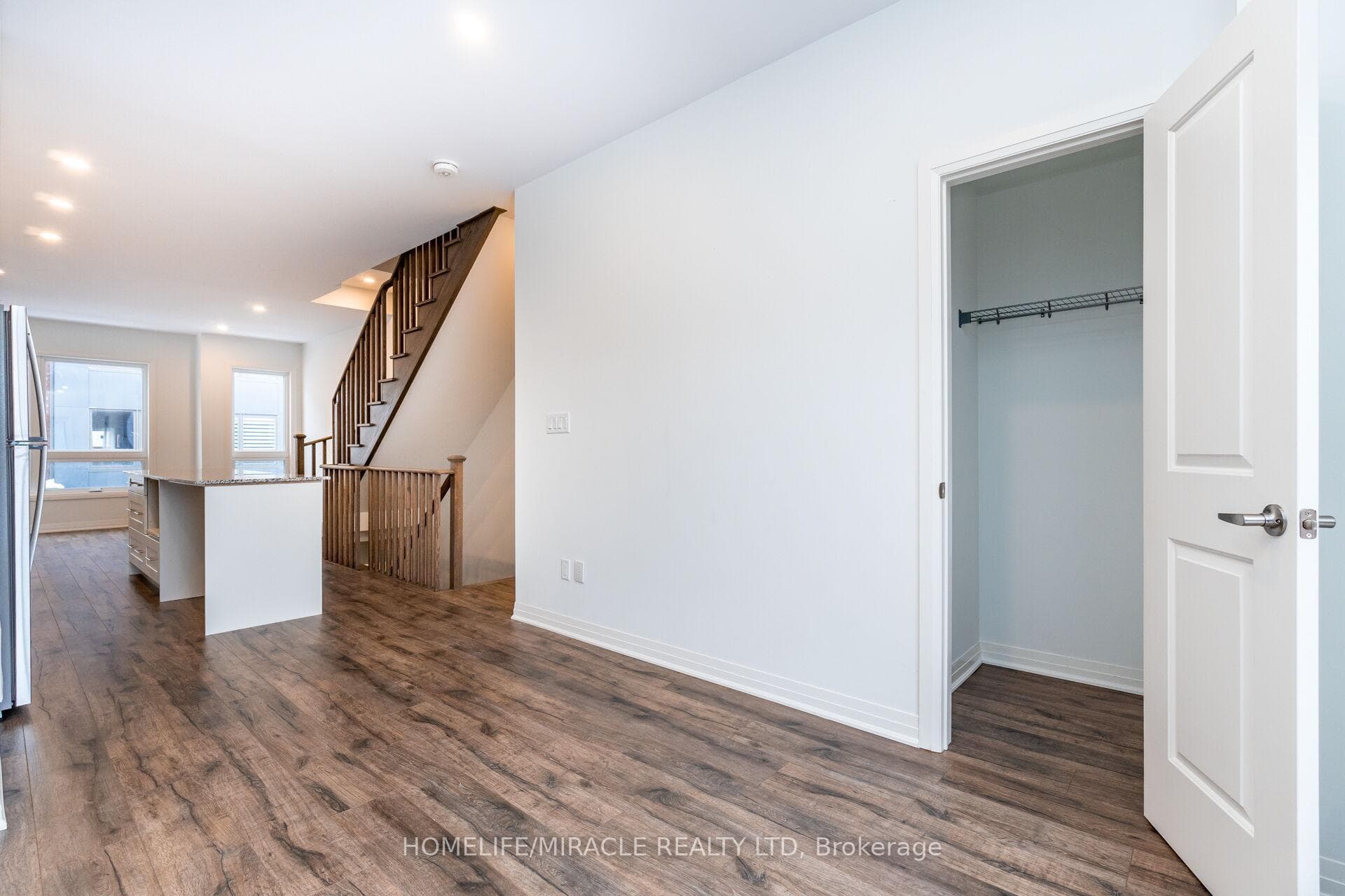 1724 Pleasure Valley Path photo 22