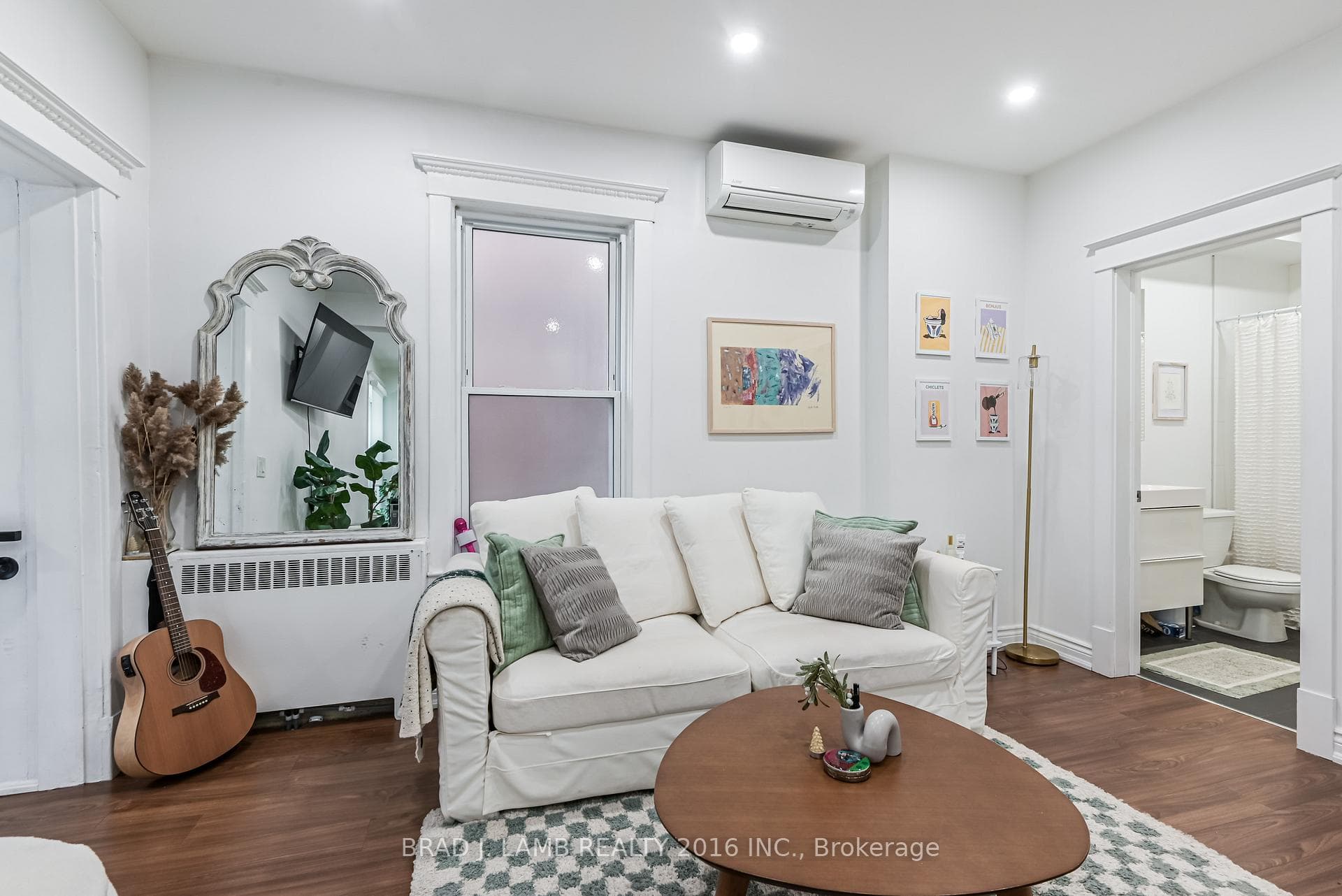 56 Wright Avenue Unit 2 photo 5