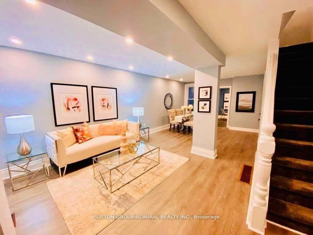 123 Lottridge Street photo 1