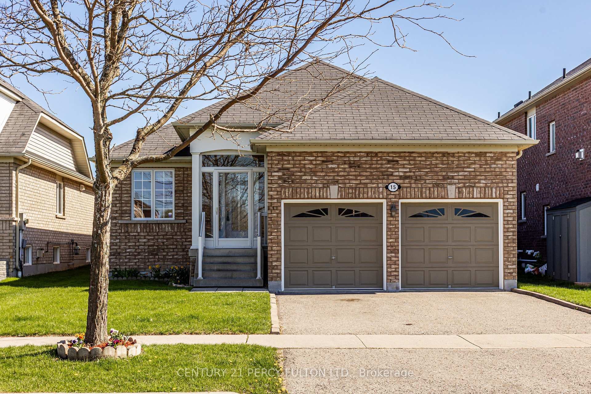 15 Harkness Drive photo 1