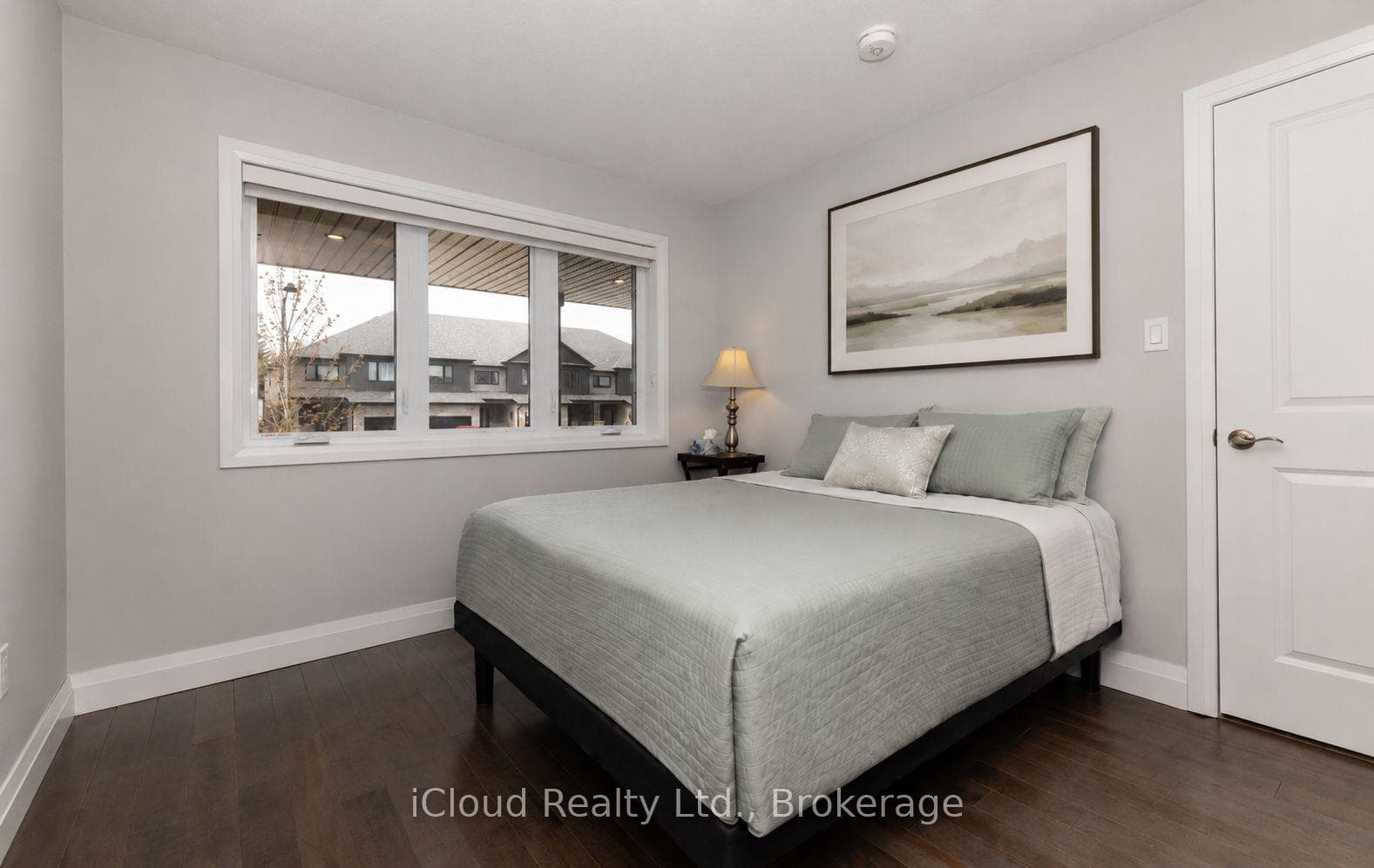 2nd Bedroom - Main Floor