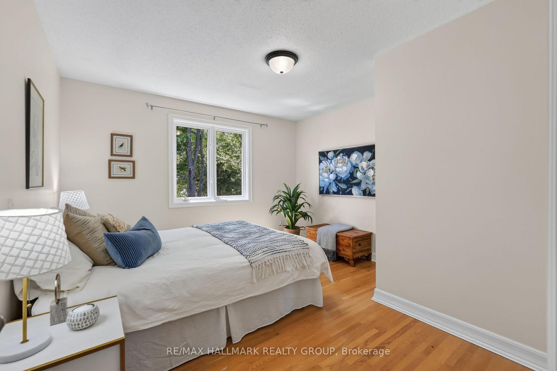 1680 Rhodes Court photo 31