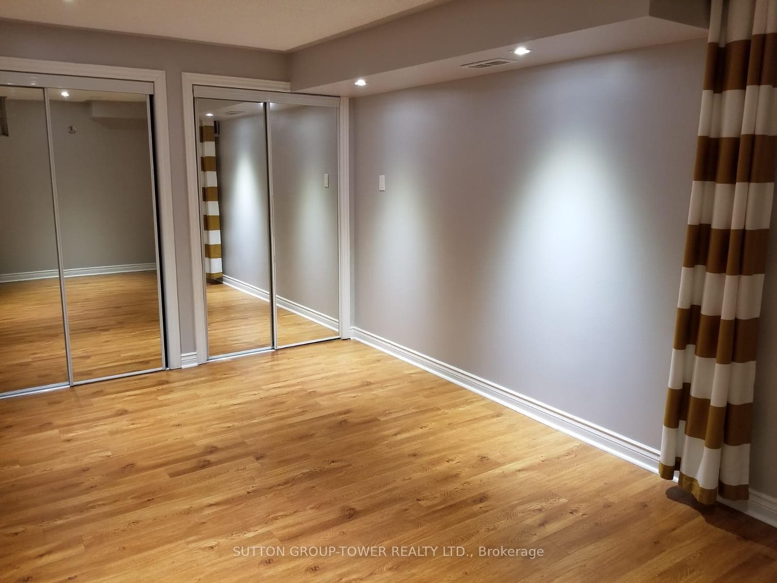 8 Penelope Street Unit Bsmnt photo 3