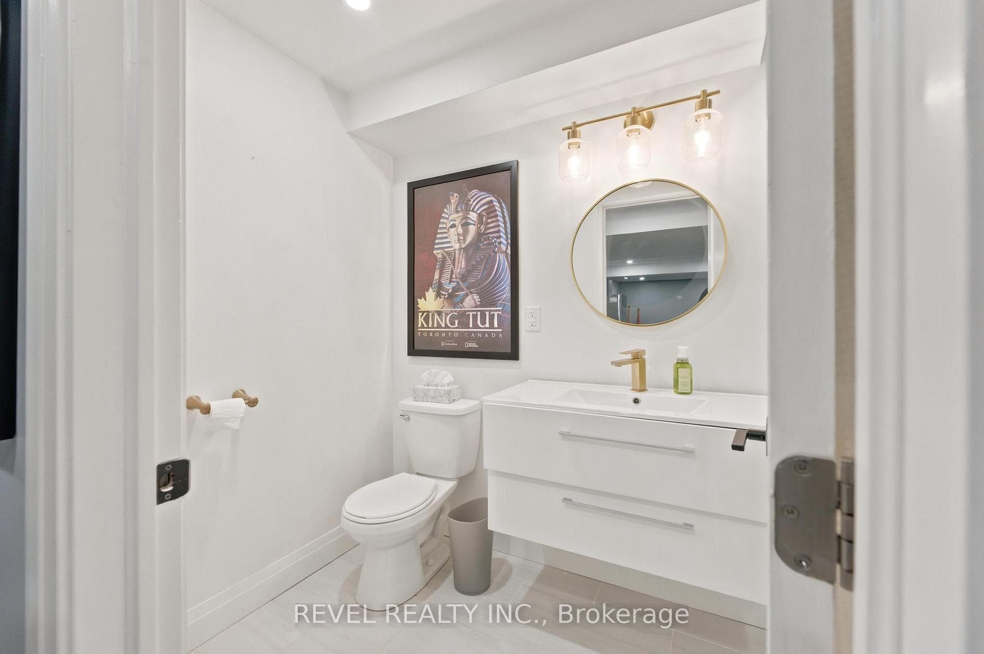 207 Valridge Drive photo 33