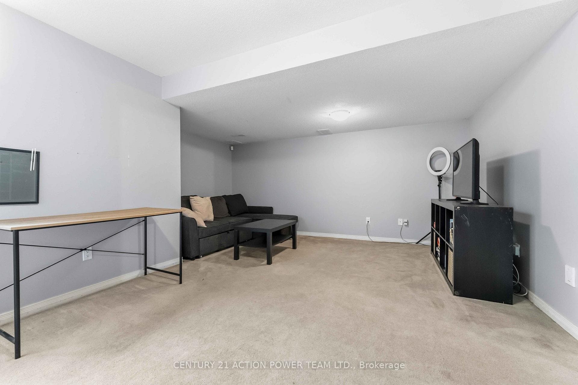 1473 Demeter Street photo 40