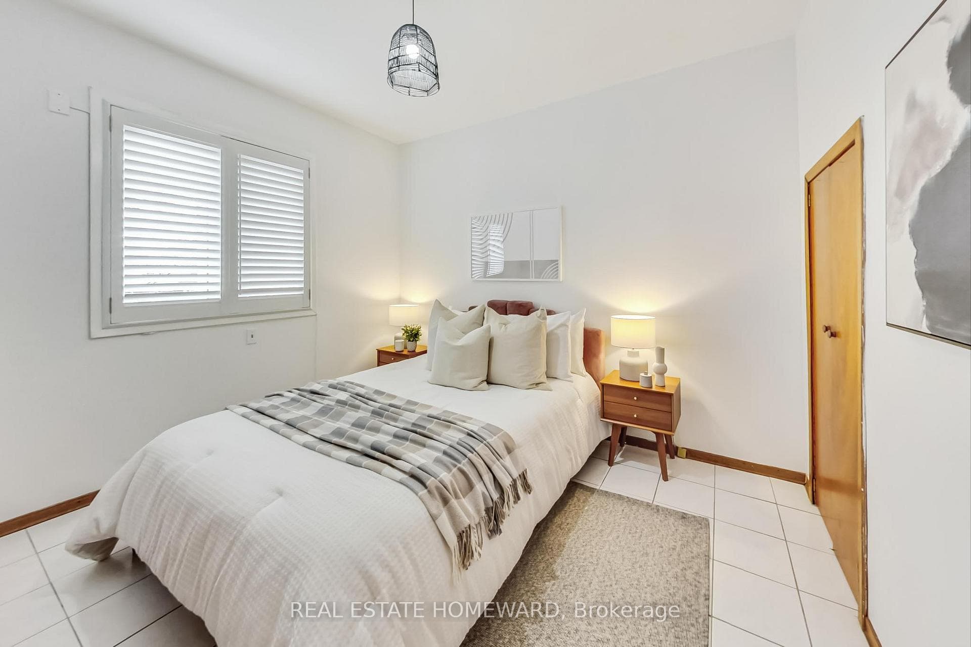 18 Hanson Road photo 17