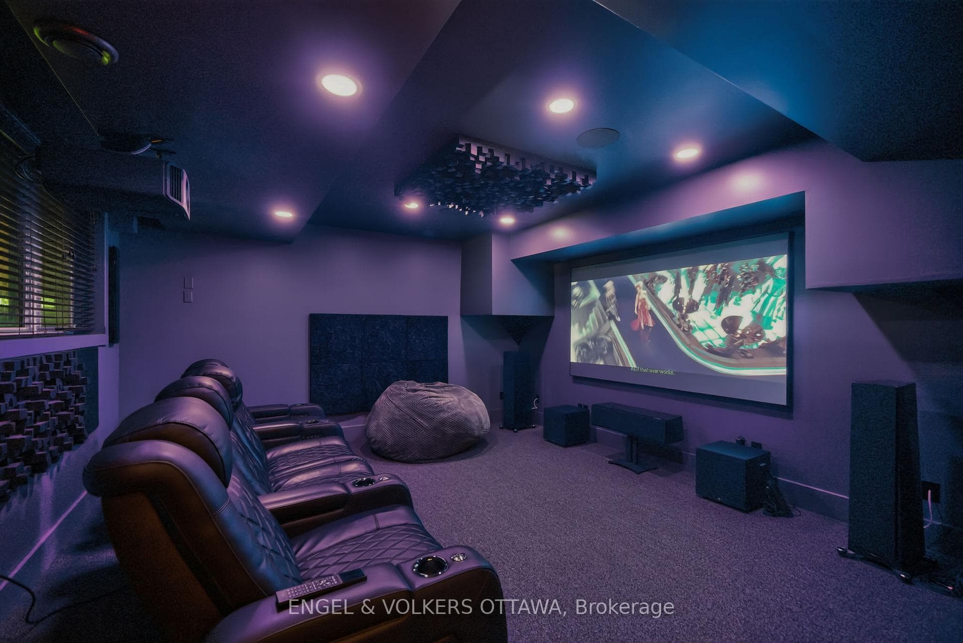 Media room or 6th bedroom