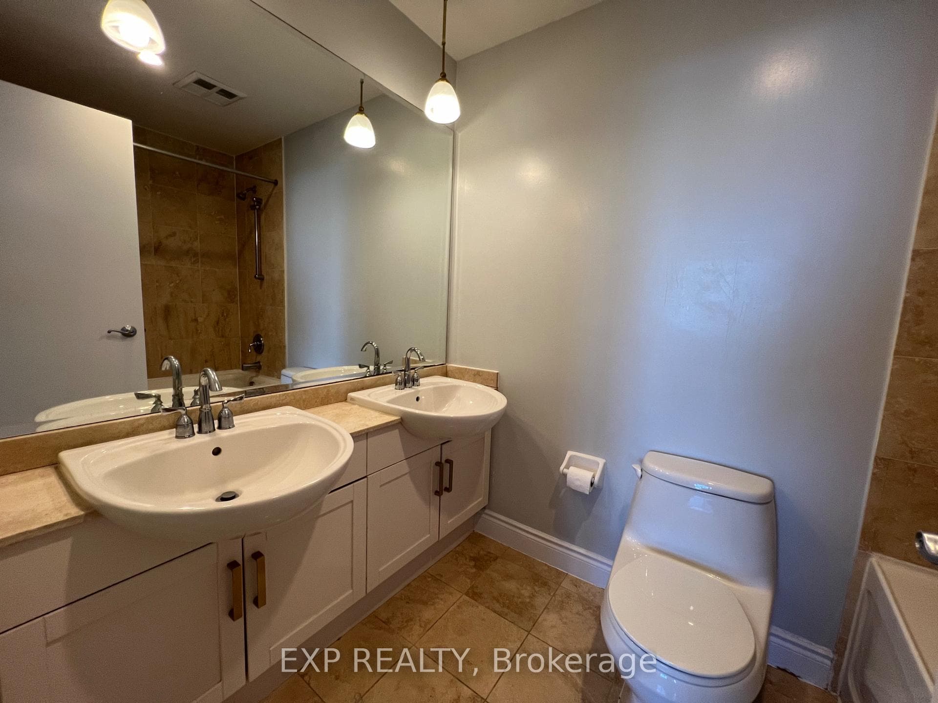 60 Byng Avenue Unit LPH06 photo 14