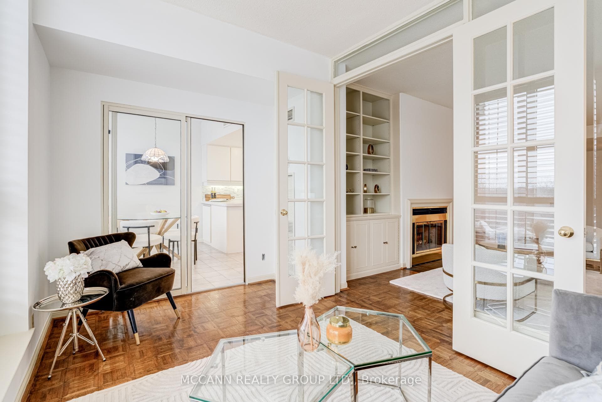 2900 Yonge Street Unit 901 photo 25