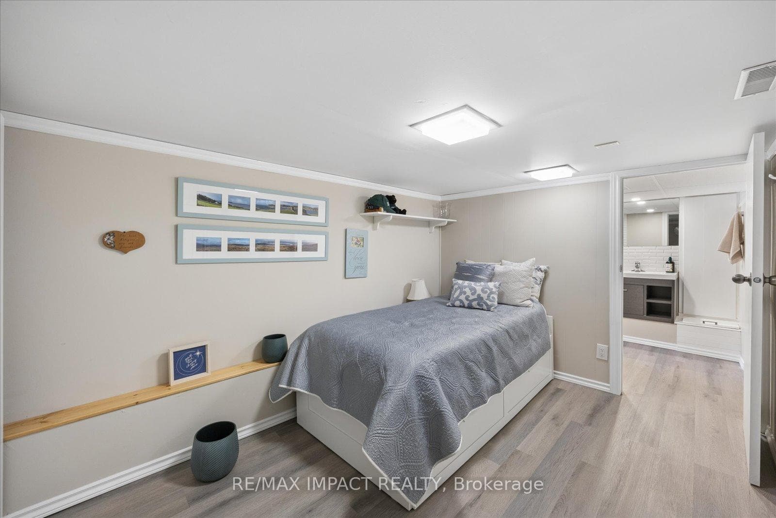 620 Christie Avenue photo 20