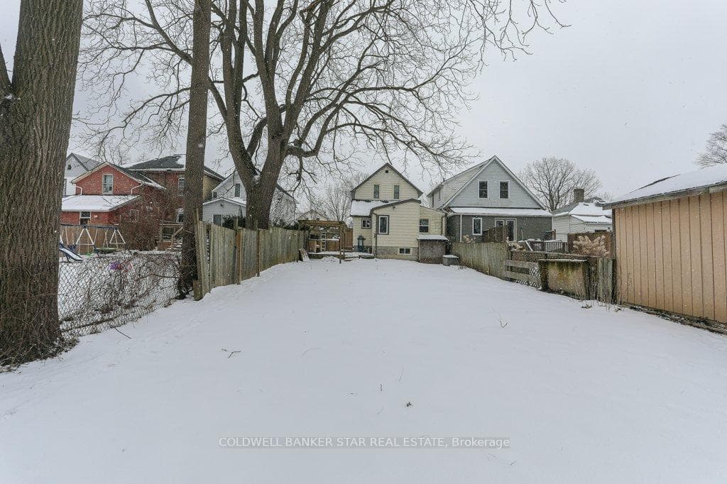 11 Omemee Street photo 33