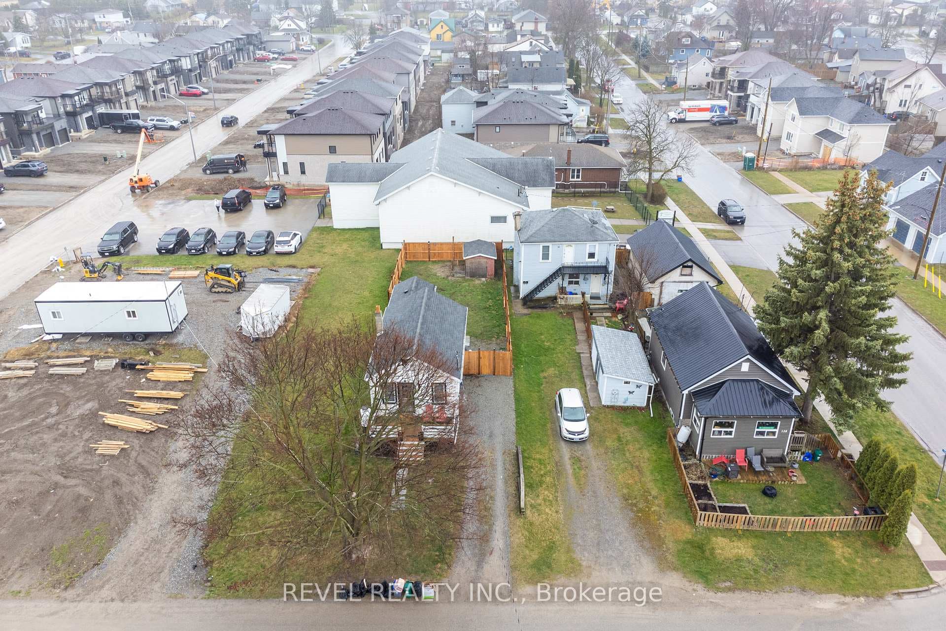 142 Mary Street photo 22