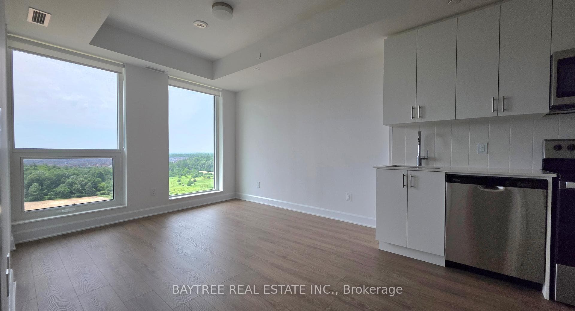 3240 William Coltson Avenue Unit 1204 photo 5