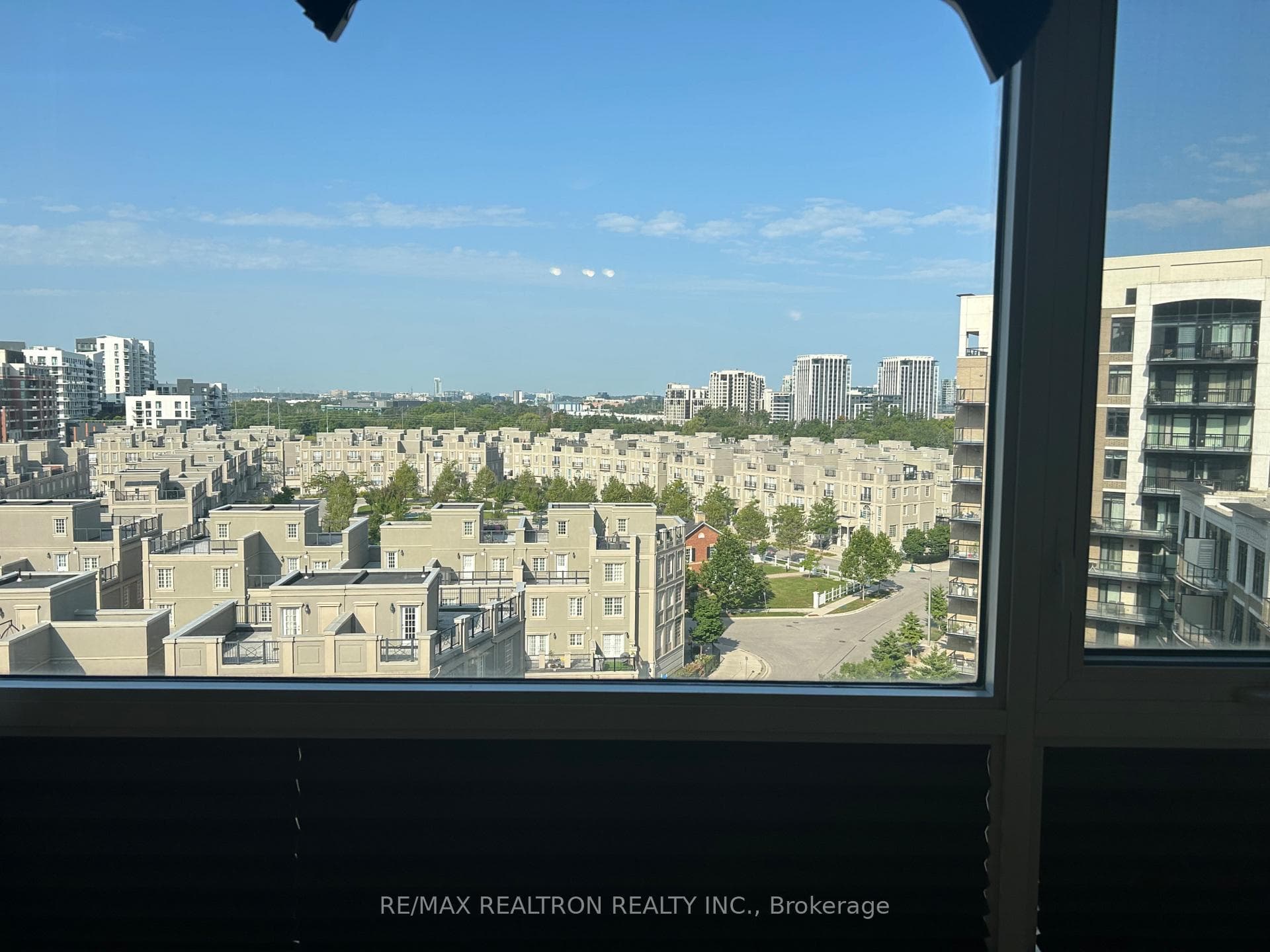 8130 Birchmount Road Unit 813 photo 19