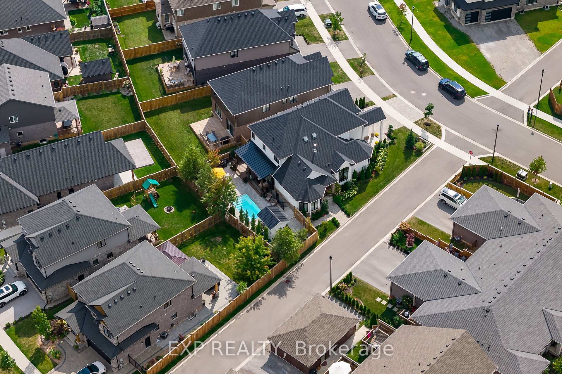 155 Susan Drive photo 42
