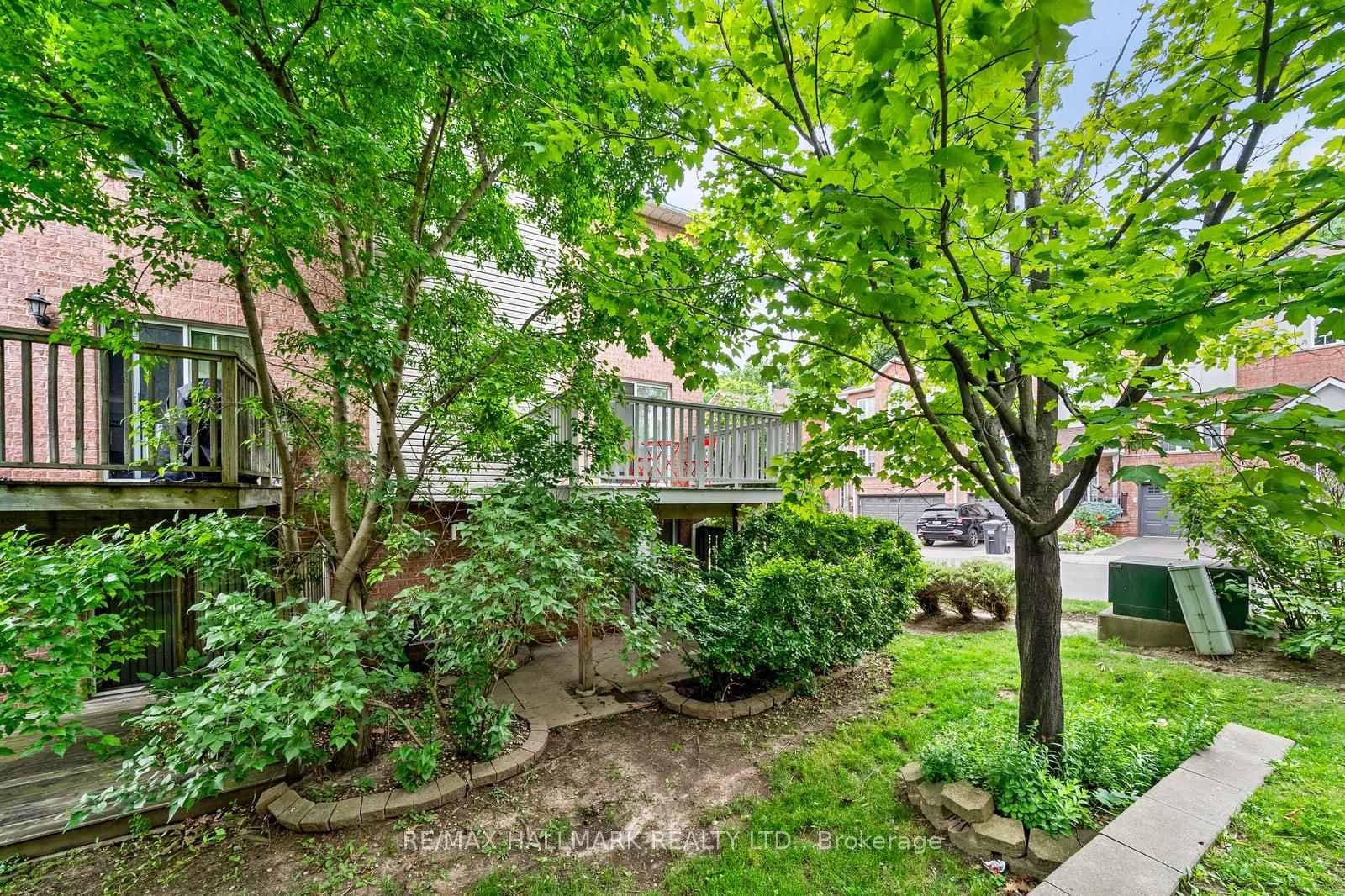 2398 Britannia Road Unit 61 photo 35
