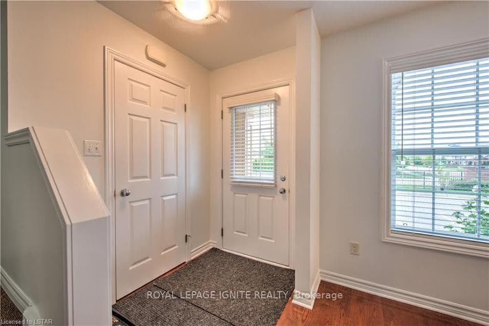 3320 Meadowgate Boulevard Unit 240 photo 6