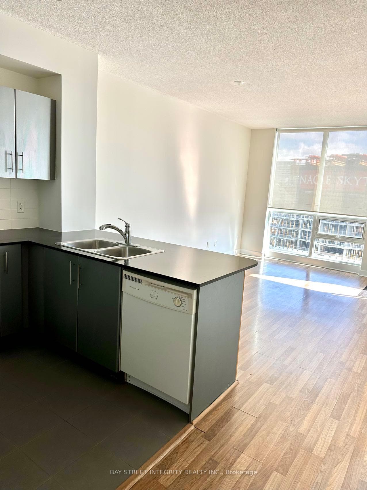 12 Yonge Street Unit 2203 photo 11