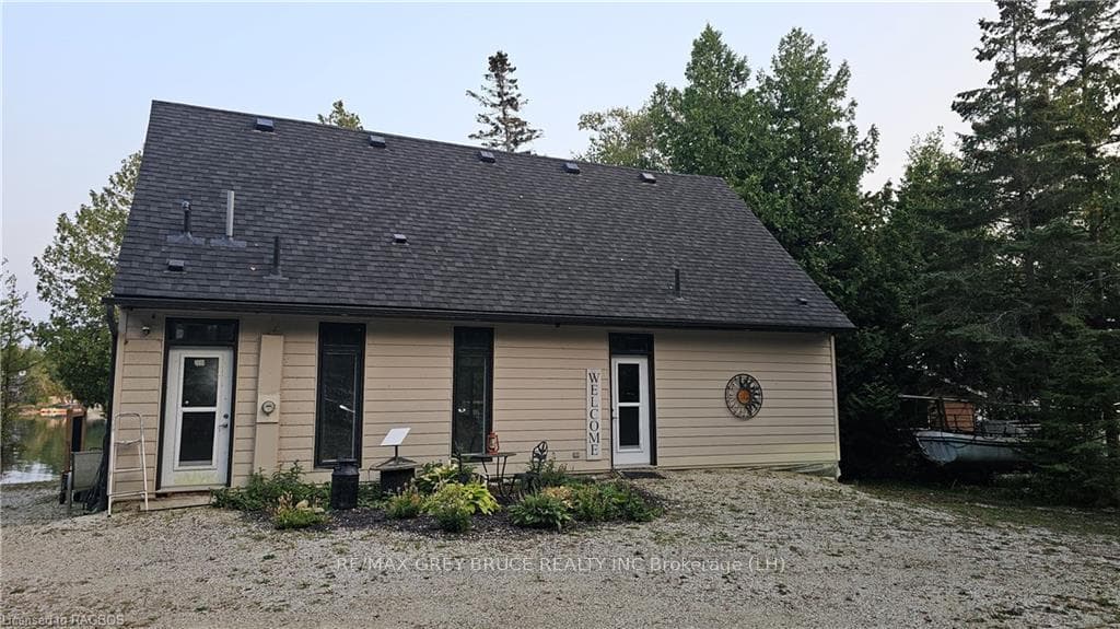75 PARKER ISLAND Road photo 1