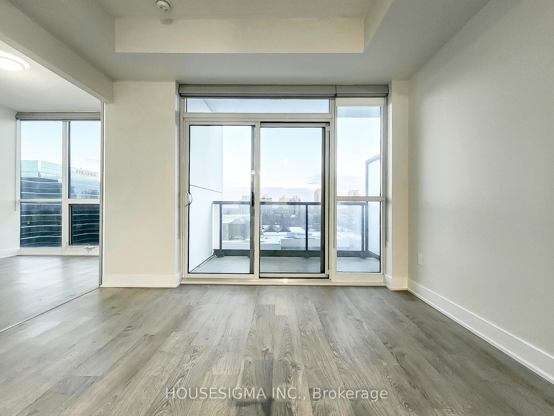 88 Sheppard Avenue Unit 1403 photo 11