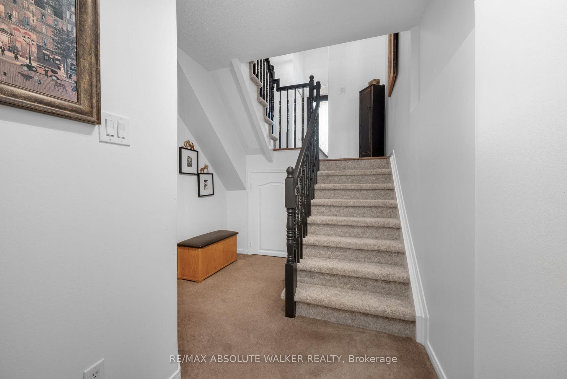 279 Parkrose Private photo 26