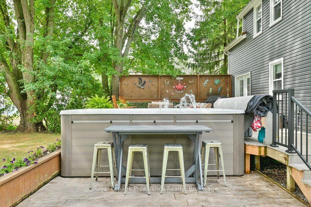 425 Rosebush Road photo 31