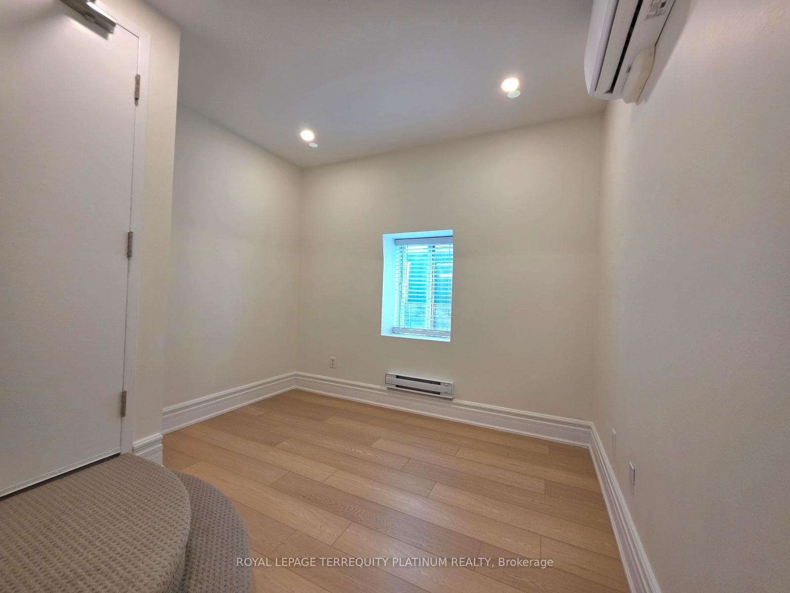 11 Beaconsfield Avenue Unit 5/ 2nd Floor photo 20