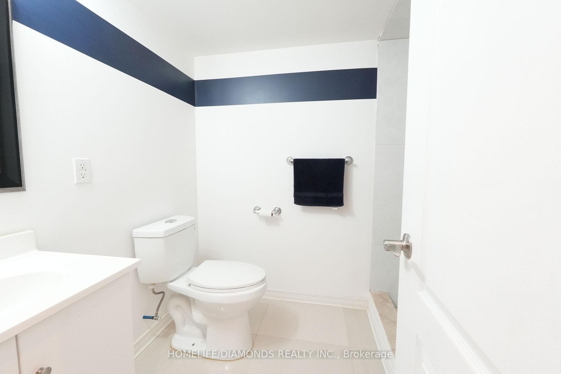 5267 BROOKWOOD Court photo 20