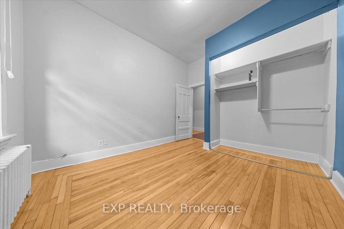 484 Gilmour Street Unit 1 photo 6