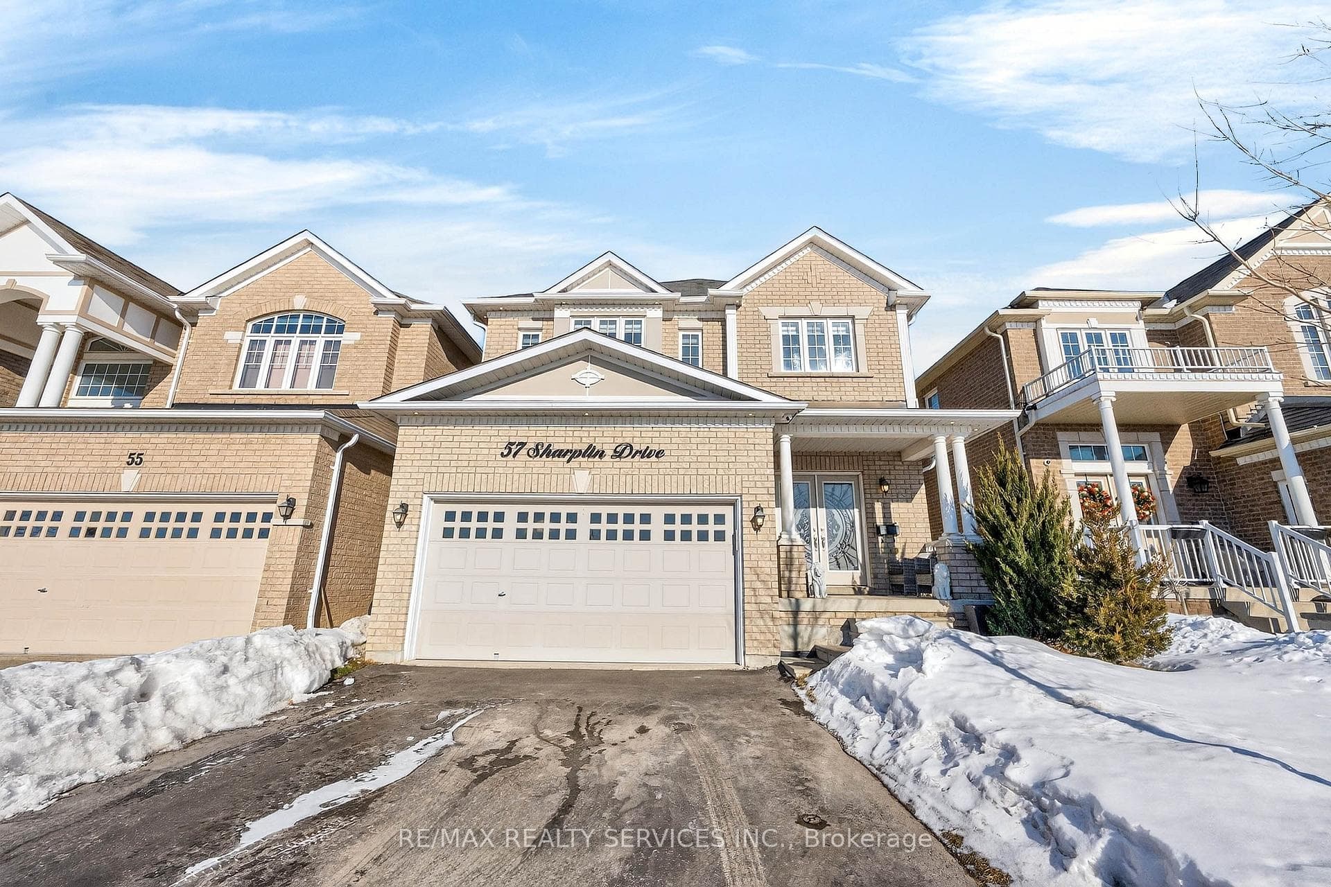 57 Sharplin Drive photo 2