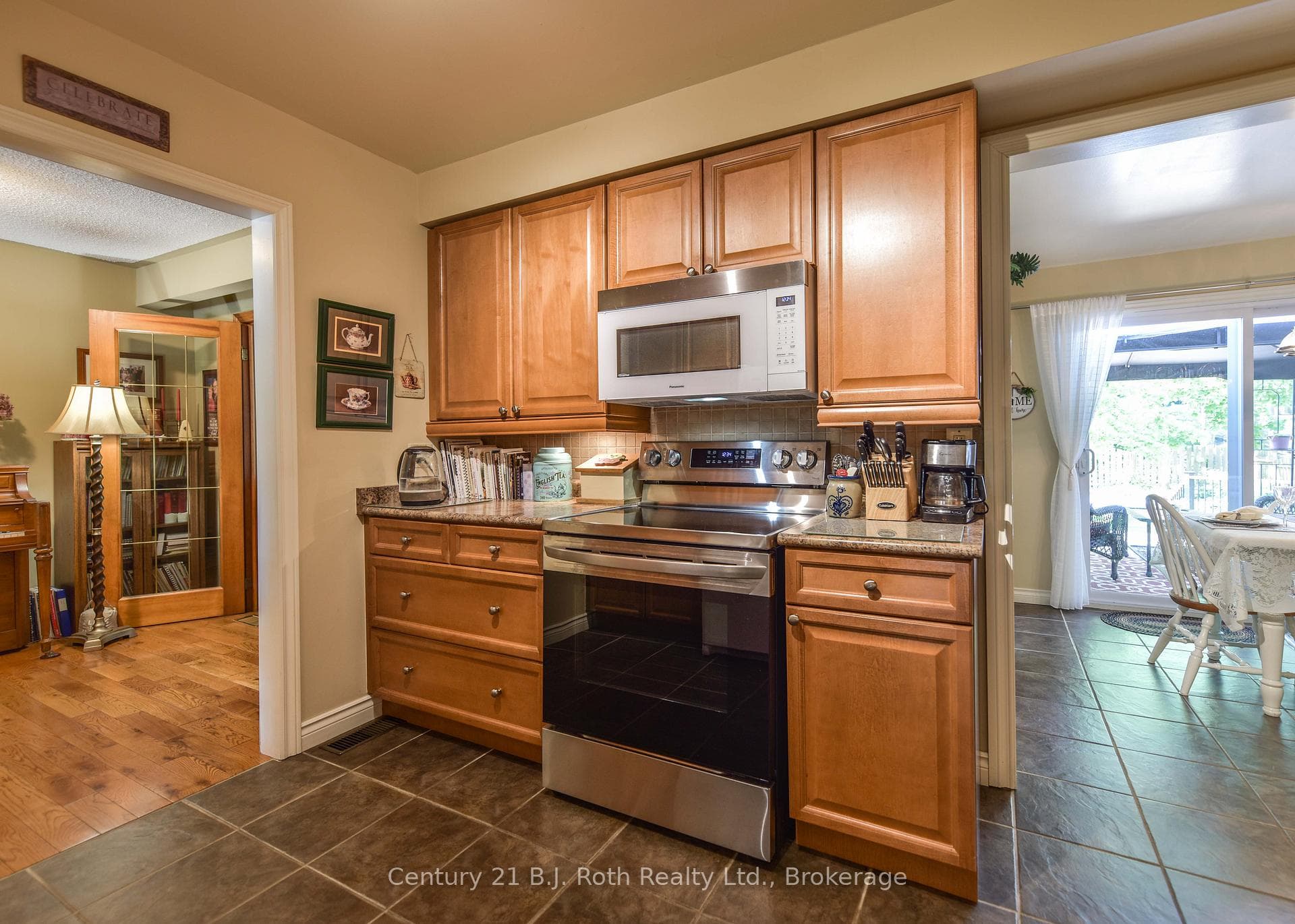 297 Matchedash Street photo 19