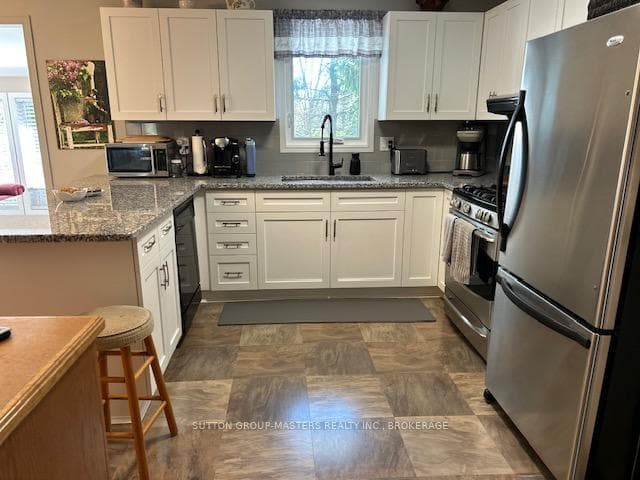1496 Sydenham Road photo 6