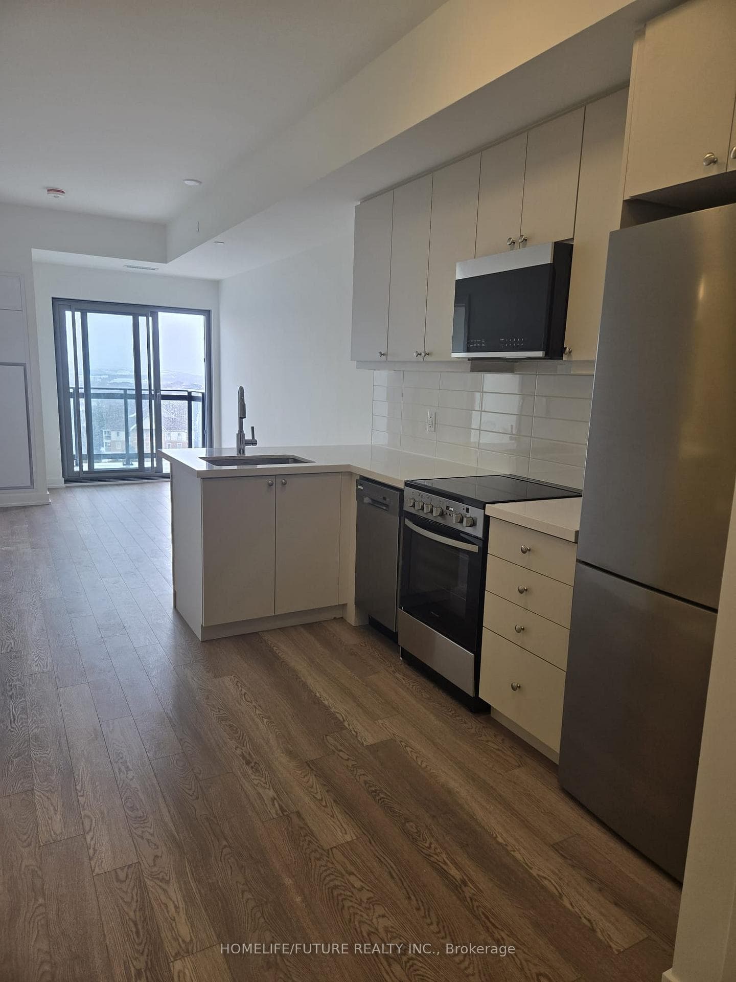 51 Clarington Boulevard Unit 720 photo 18