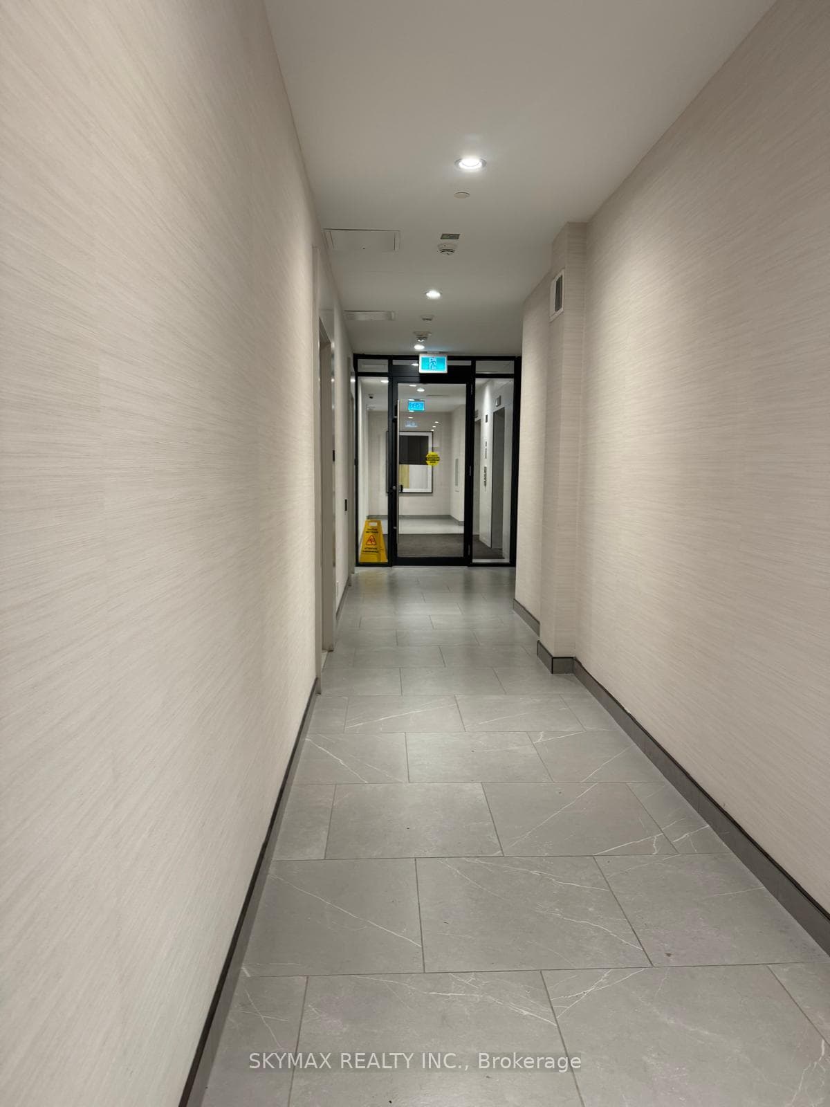 225 Veterans Drive Unit 309 photo 4