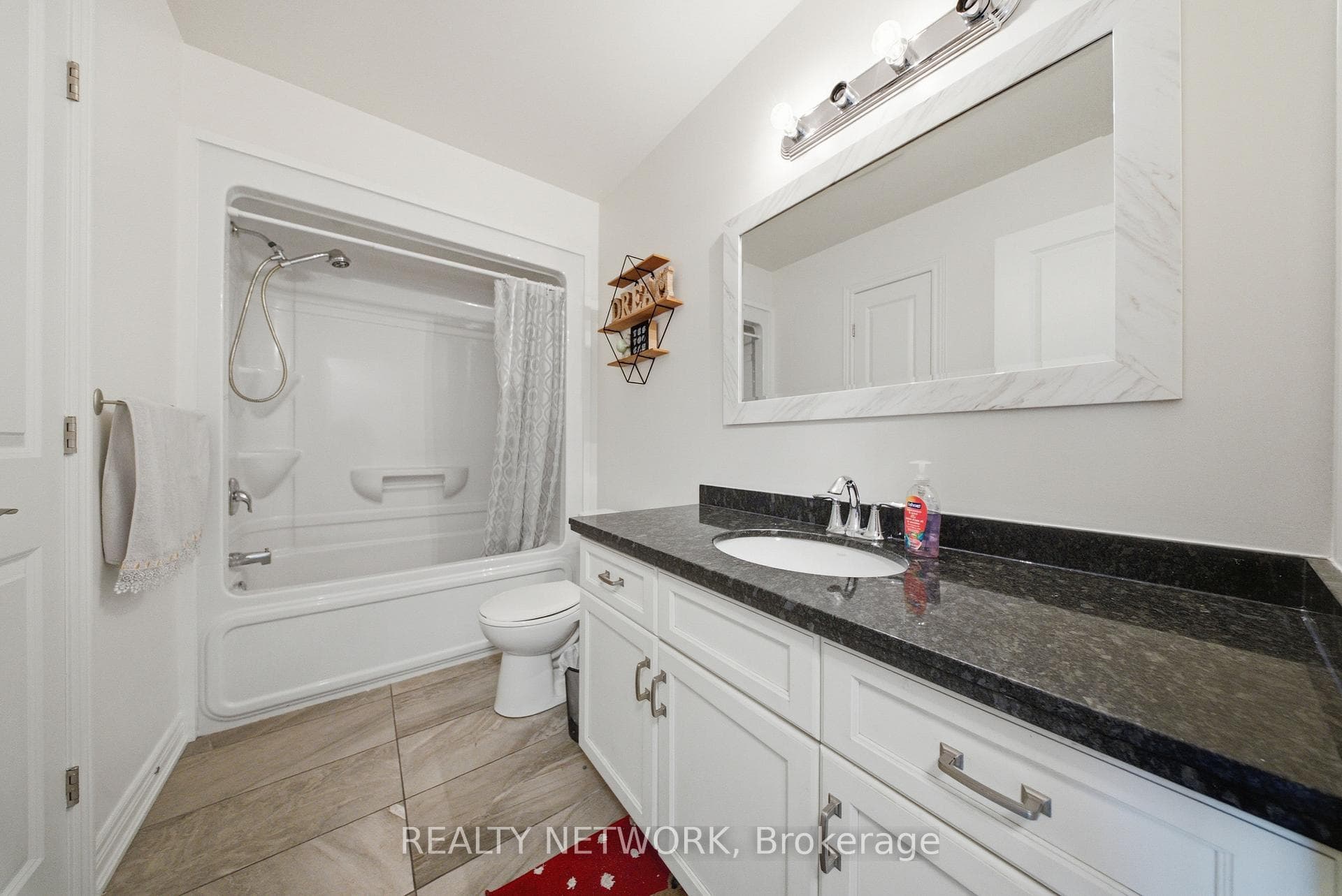 104 Sonoma Valley Crescent photo 24