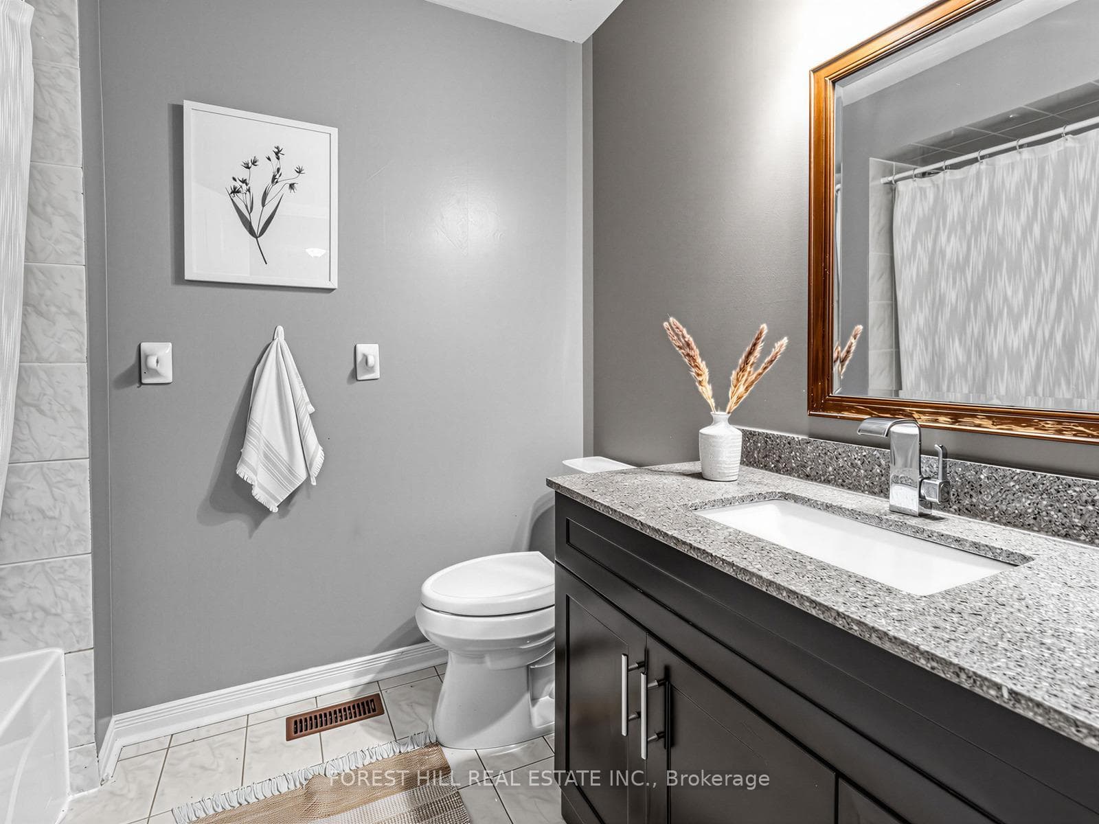 5 Manitoba Place photo 14