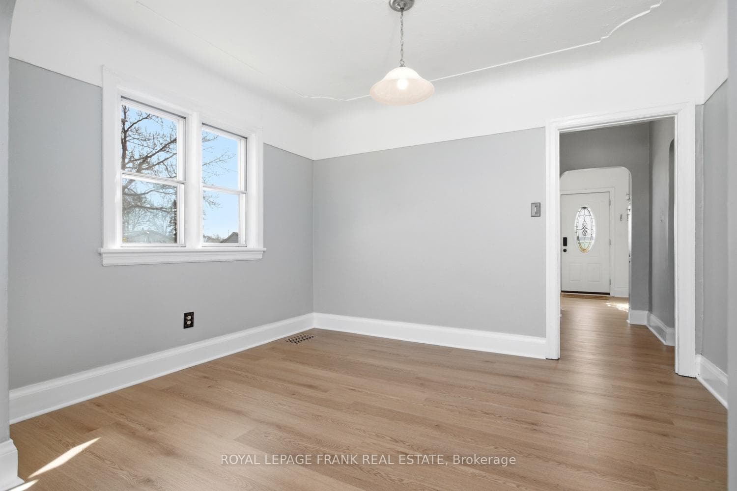 542 Walmer Road photo 6