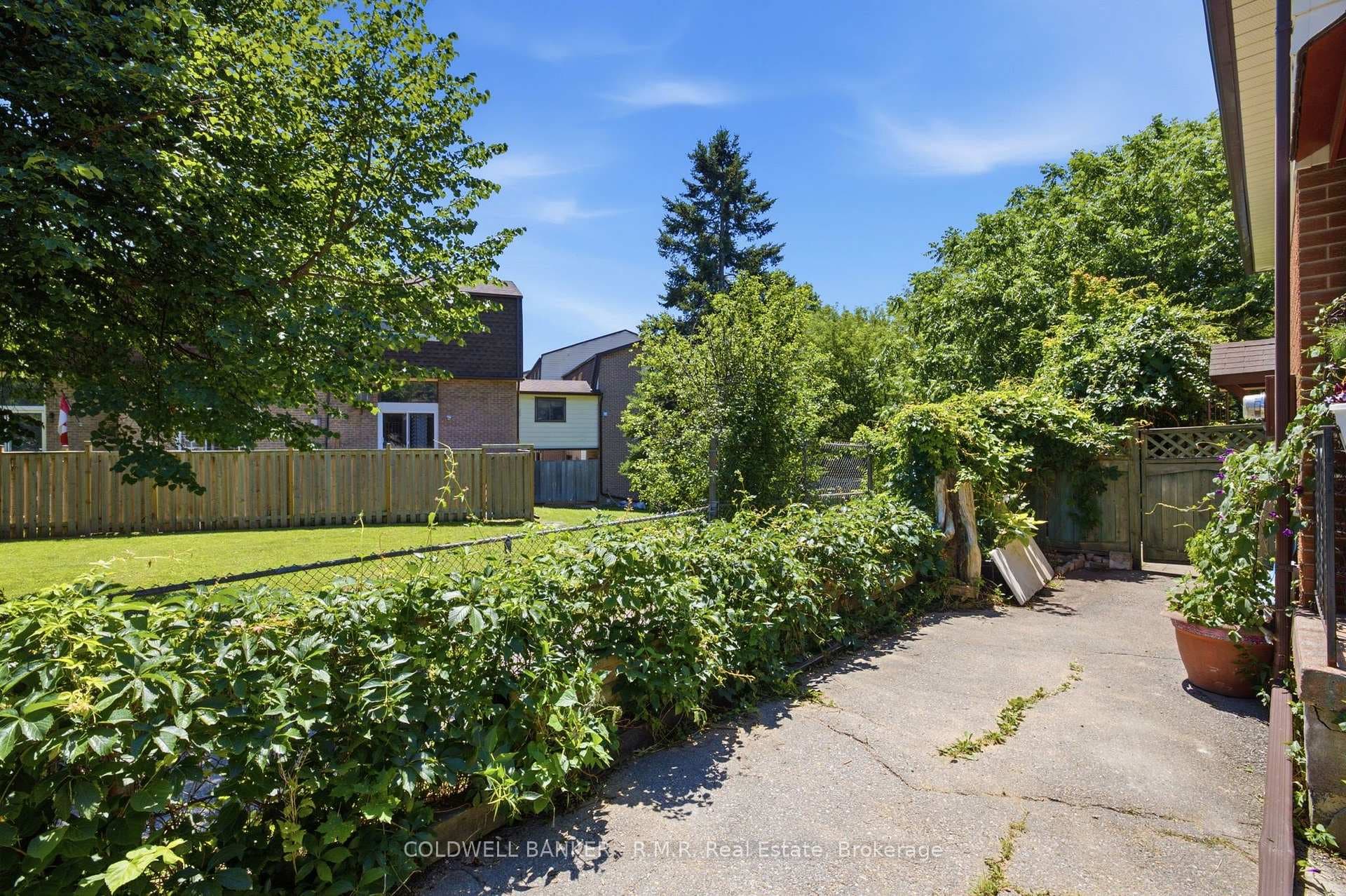 358 Camelot Court photo 5