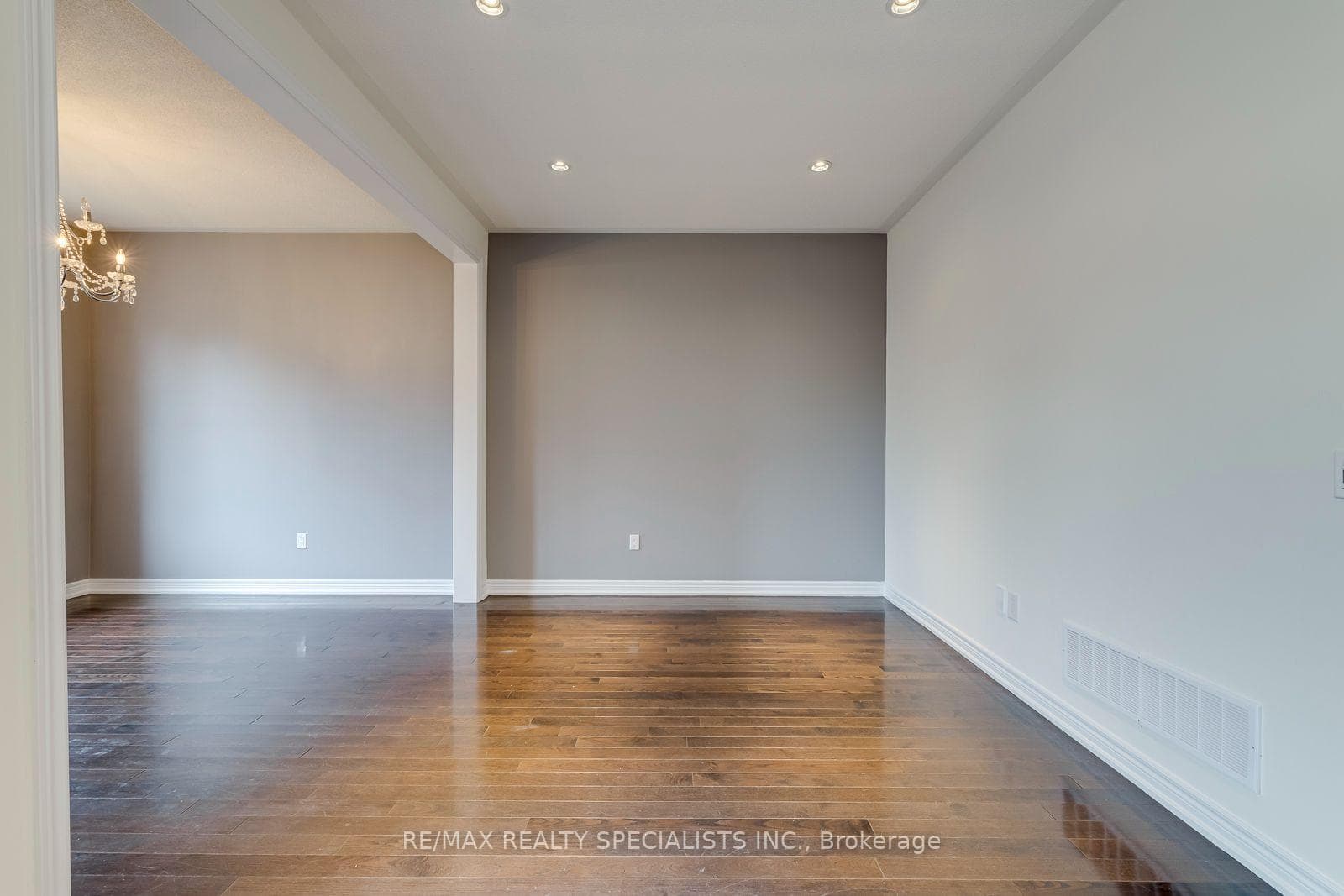 20 Wellman Crescent photo 15