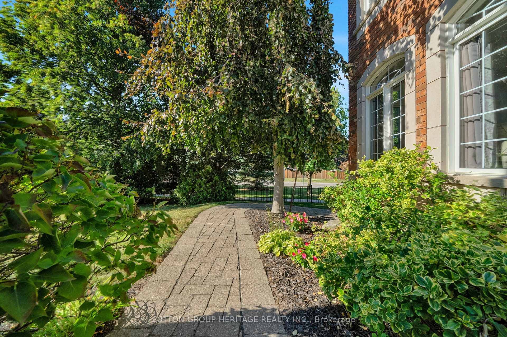 102 Kennett Drive photo 48