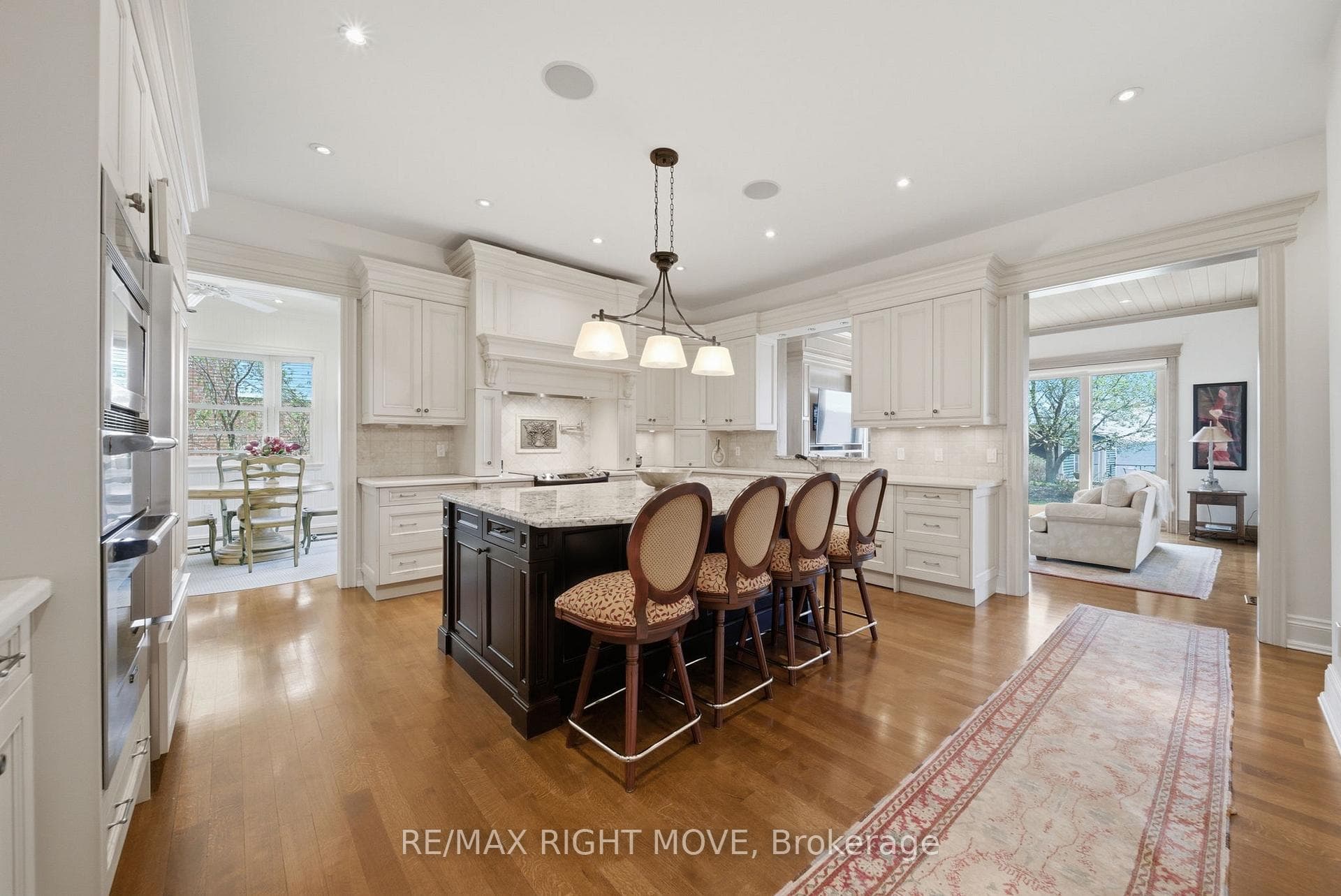 28 Maple Drive photo 5