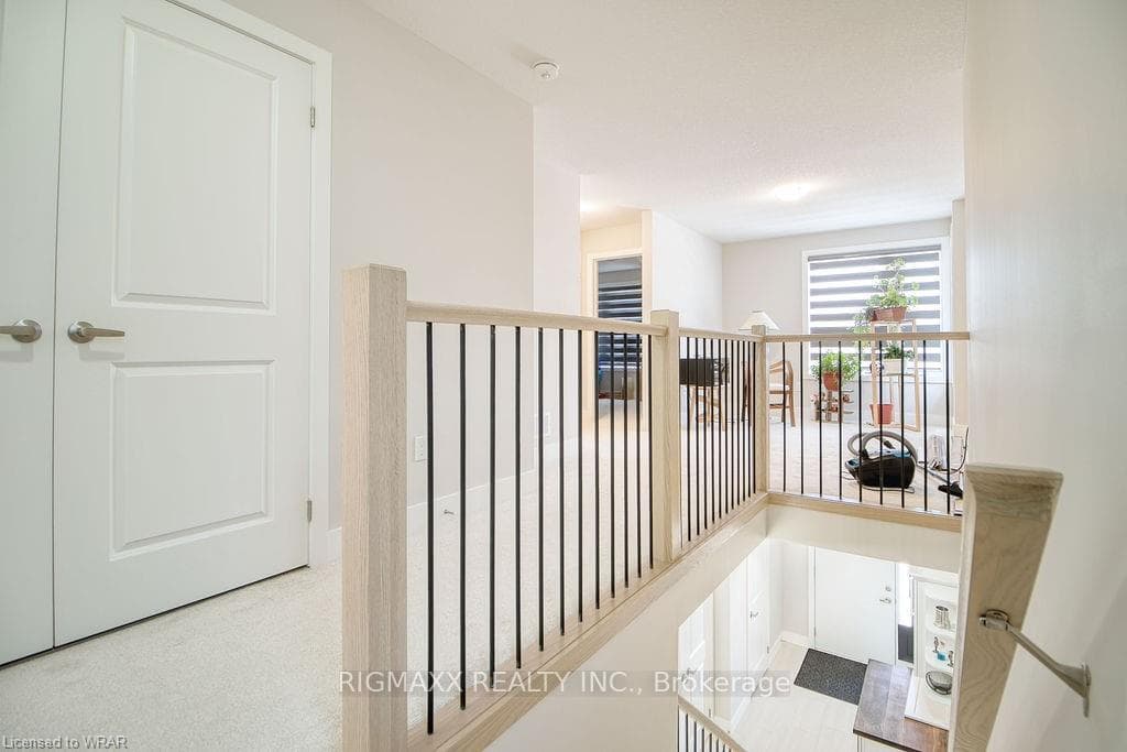 2104 Evans Boulevard photo 8