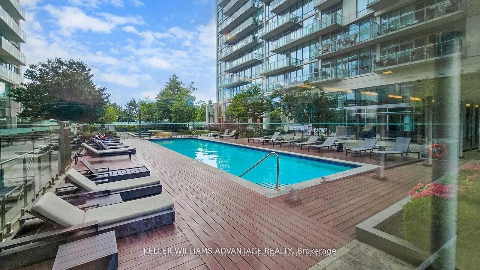 29 Queens Quay Unit 616 photo 25