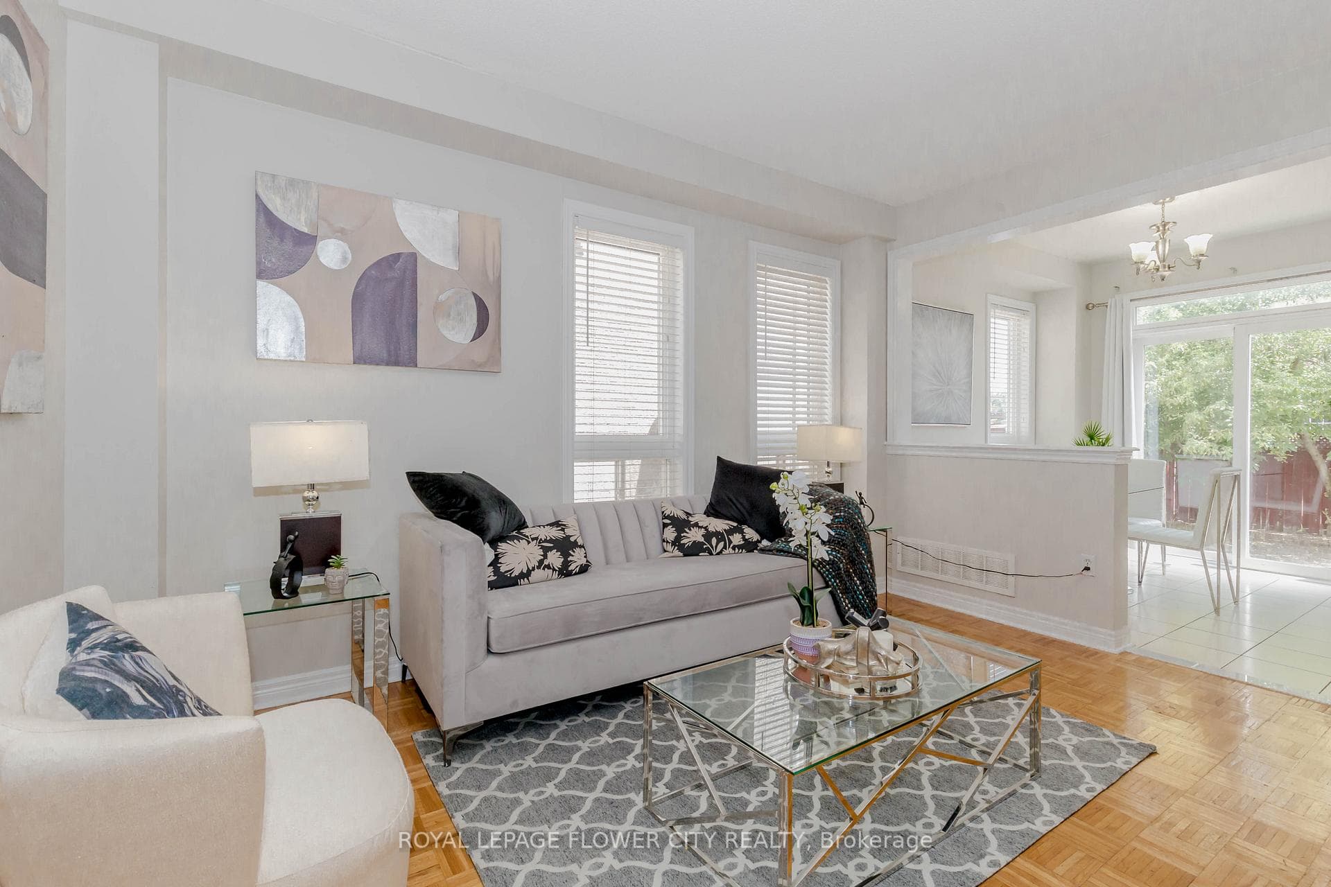 46 Nathaniel Crescent photo 8