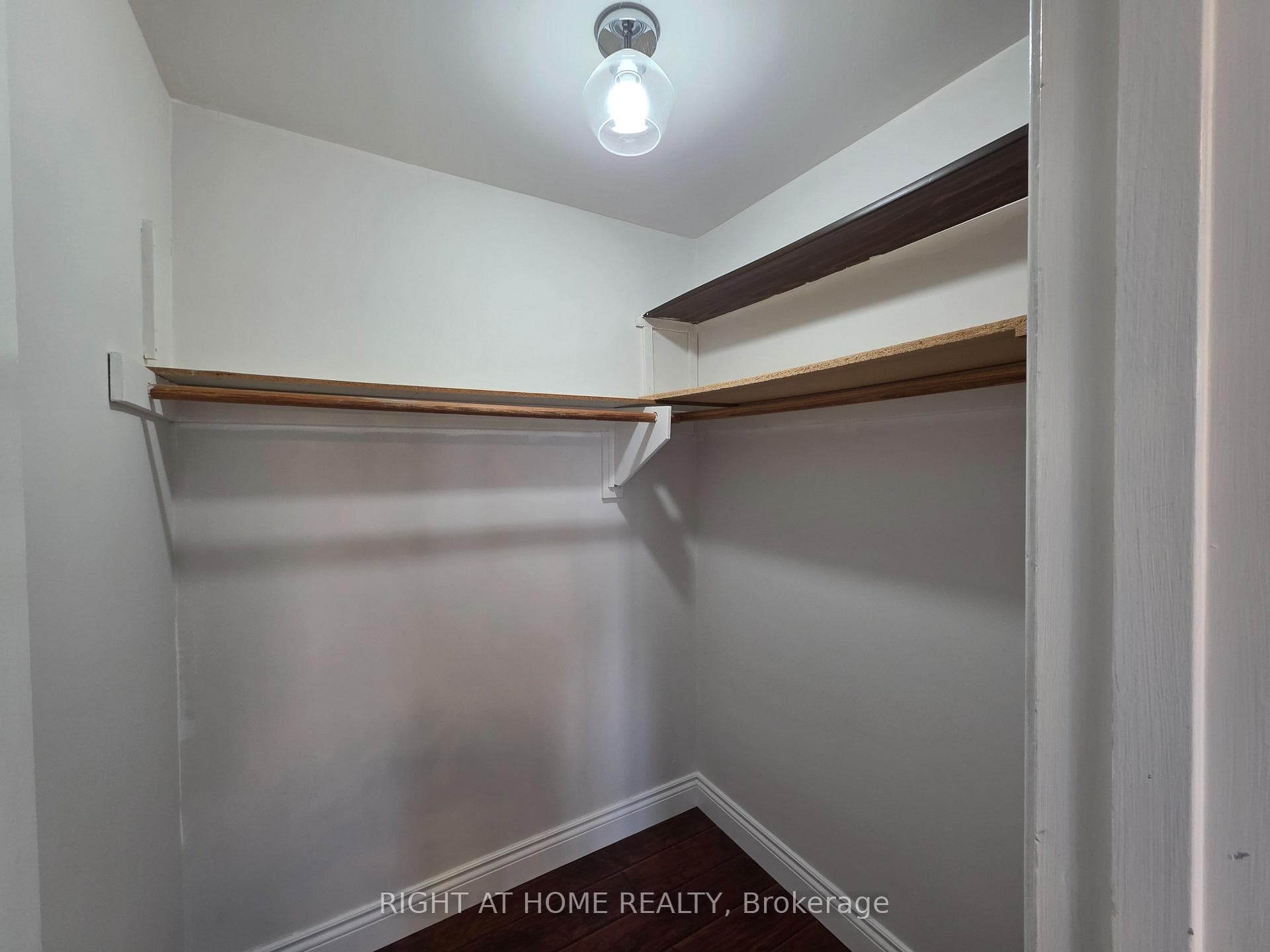 16 Portland Crescent photo 22