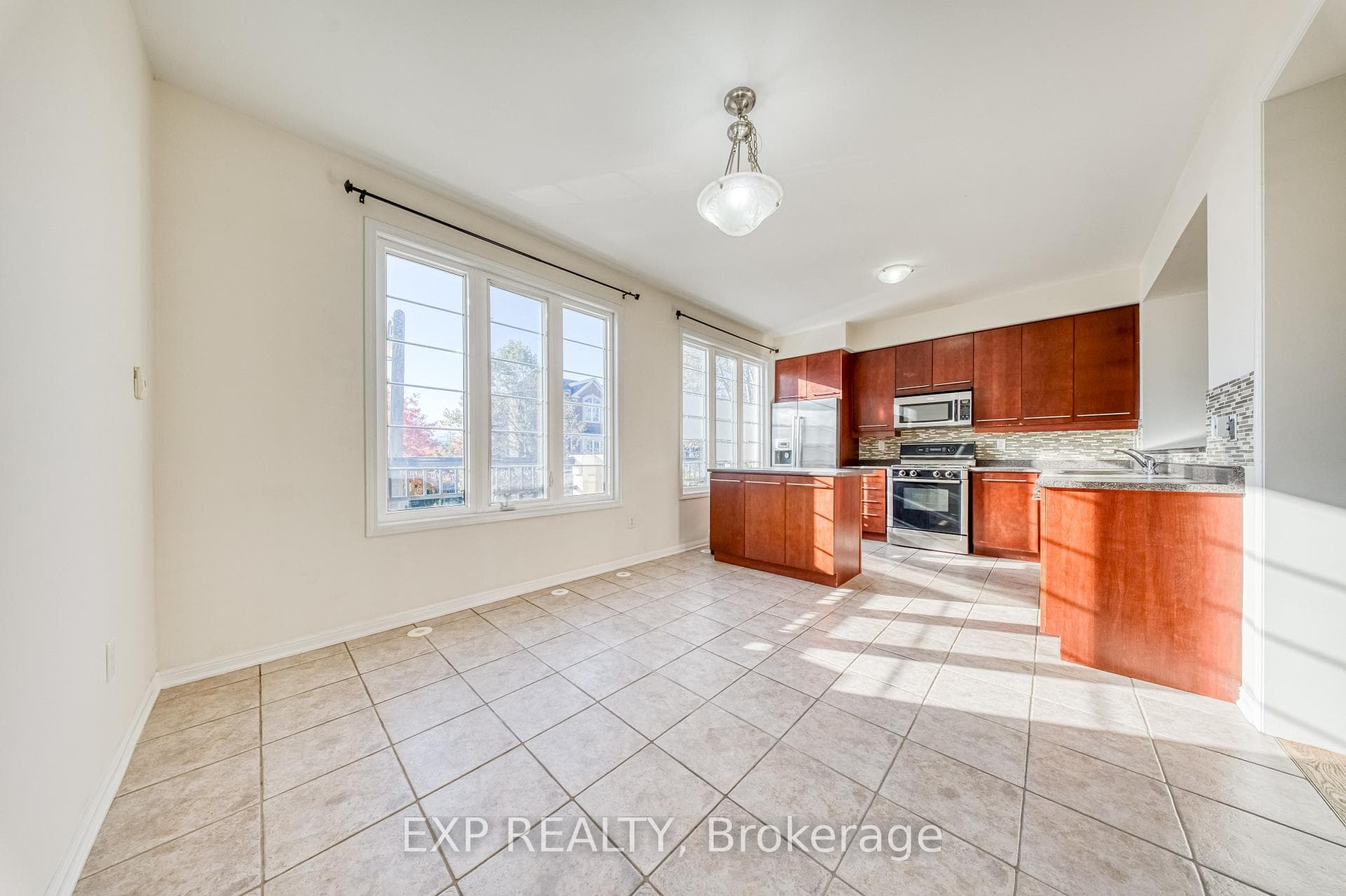 30 Yates Avenue photo 21