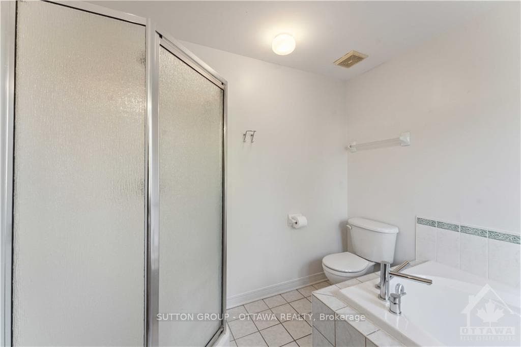 137 SHIRLEY'S BROOK Drive photo 24